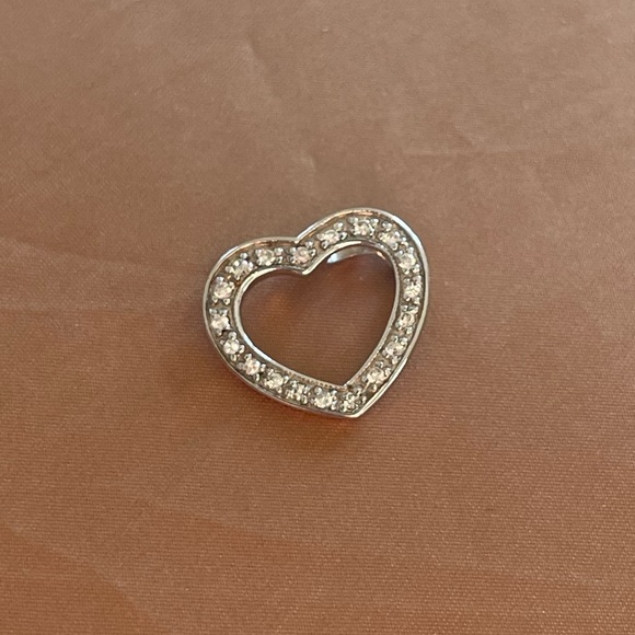 Bittersweet Circle of Love Heart Necklace Charm - Picture 2 of 2